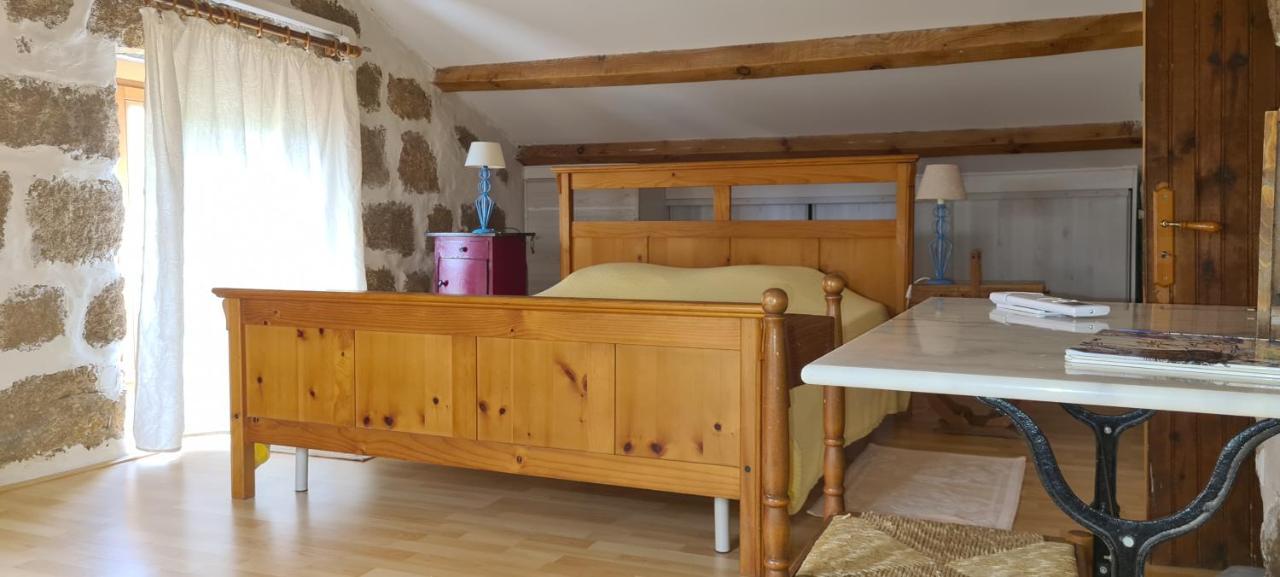 L'Orca Di San Gavinu Hotel Figari  Eksteriør billede