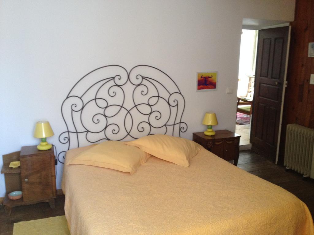 L'Orca Di San Gavinu Hotel Figari  Værelse billede